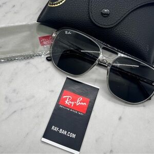 Ray-Ban Silver Aviator Sunglasses